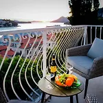 Apartments Tayra